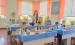 2025 жылғы 1 қыркүйек күні бастауыш сынып мұғалімі К.Мырзабаева 1-сынып оқушыларымен «Мектебім – мейірім мекені» тақырыбында сынып сағатын өткізді.